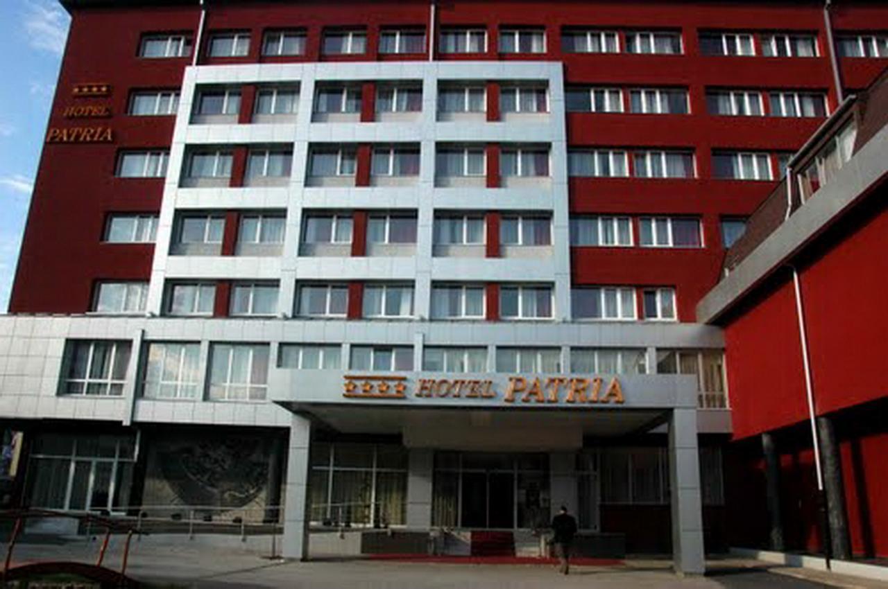 Hotel Patria Subotica Bagian luar foto